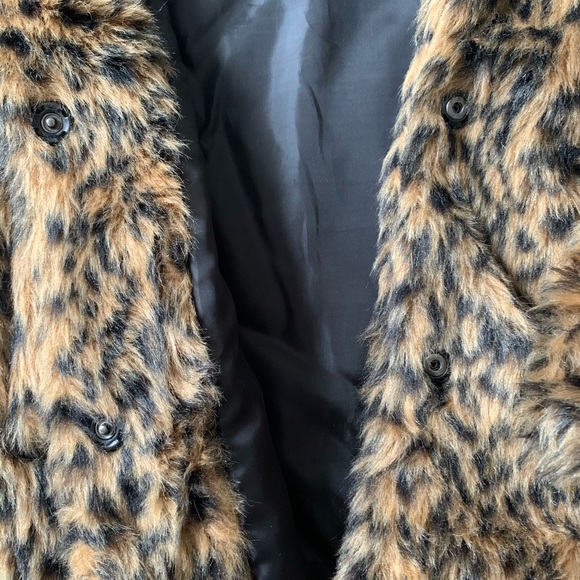 Cheetah Faux Fur Jacket - Picture 5 of 5